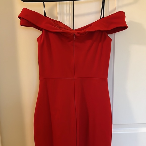 NWT - lulus red off the shoulder dress - Picture 2 of 2